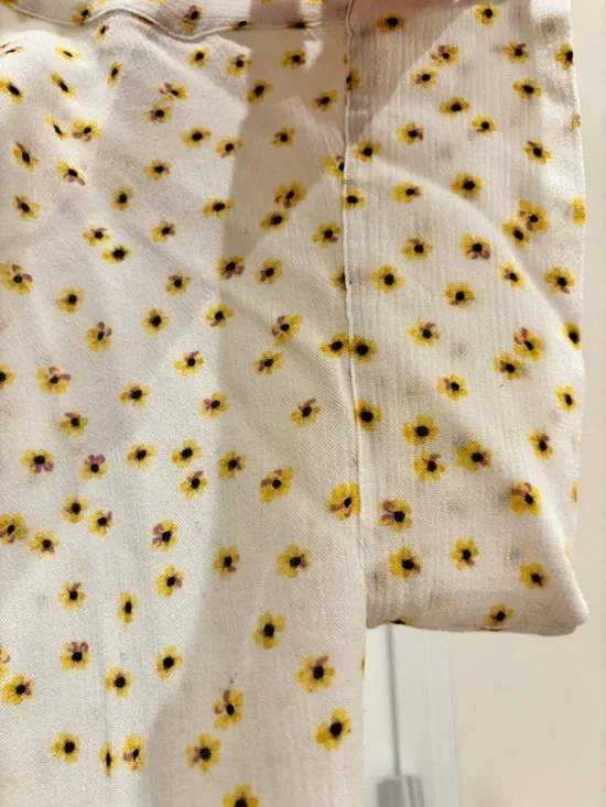 For The Republic White Button-Down Top with Yellow Floral Print - Size XL - Picture 4 of 4